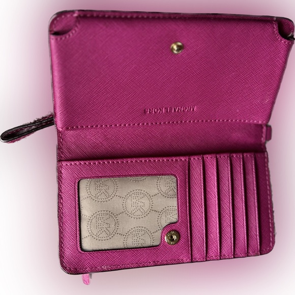 Michael Kors medium leather satchel bag - Picture 6 of 11